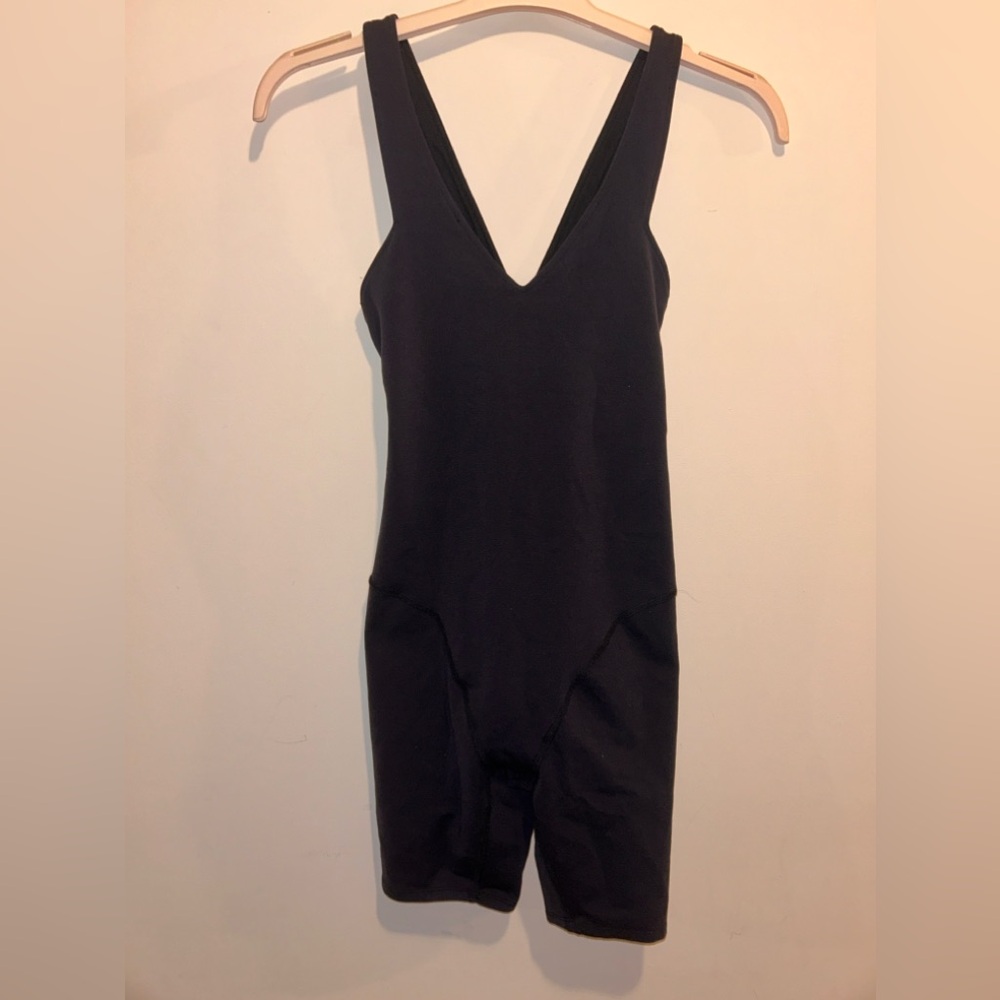 Alo brand new short legging romper
